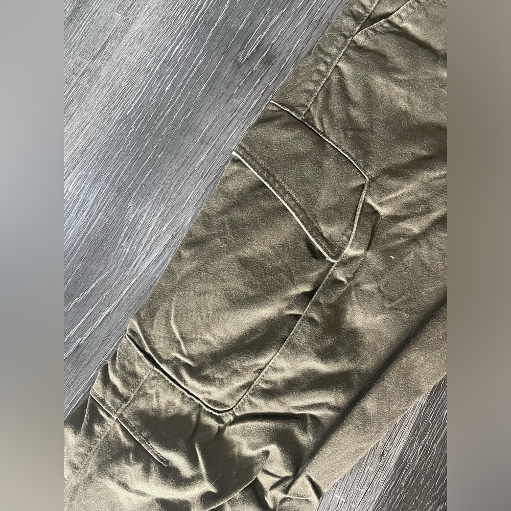 Talula Aritzia Cargo Mid Rise Military Army Green Pants 100% cotton size 2 - Picture 3 of 8